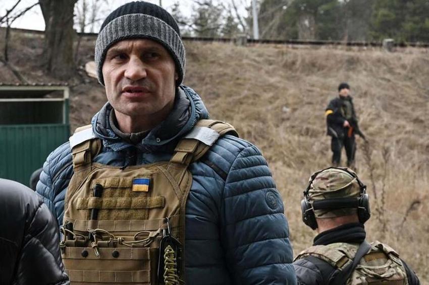 Rusya - Ukrayna savaşında son dakika gelişmeleri... Rusya Kiev'e bomba yağdırdı! Karadeniz'de arka arkaya patlamalar meydana geldi...