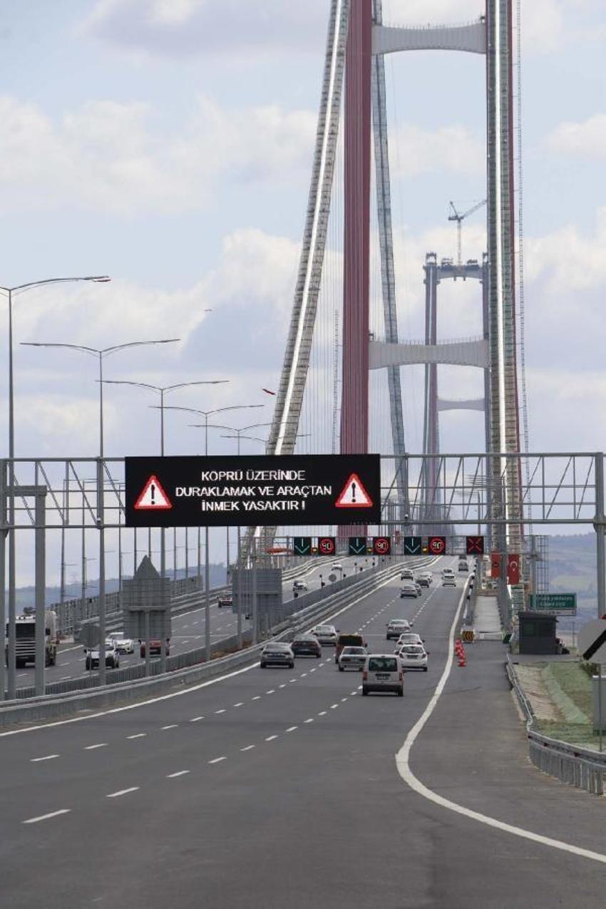 15 saat feribot bekliyorlardı, köprüden 5 dakikada geçiliyor
