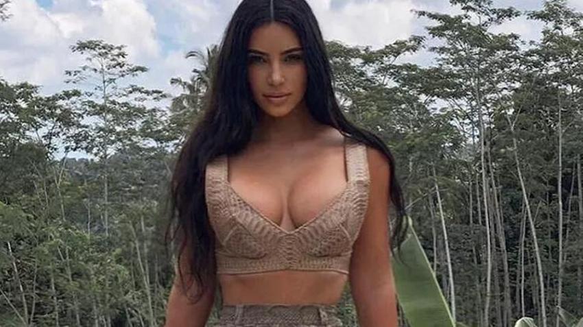 Kim Kardashian gece yarısı plaja indi! 