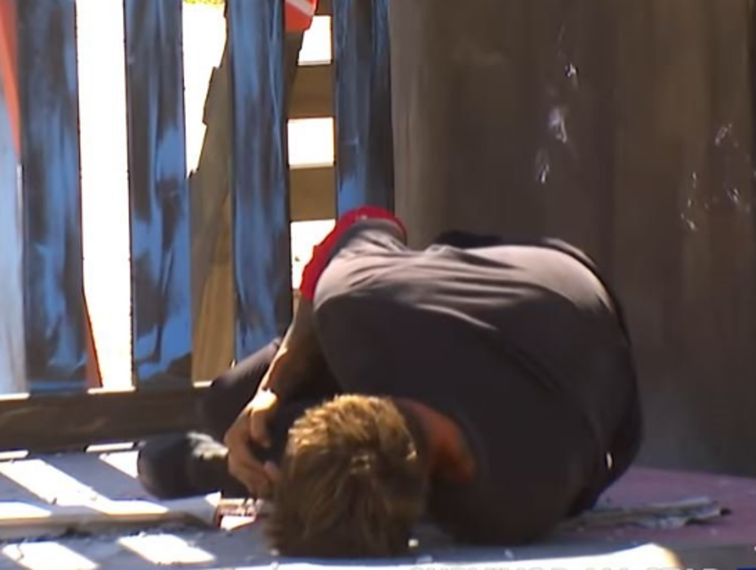 Survivor'da şoke eden sakatlık! Barış yarışmaya devam edebilecek mi?