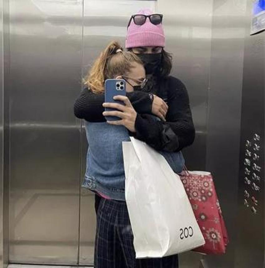 Ahsen Eroğlu yeni sevgilisiyle ilk kez görüntülendi!