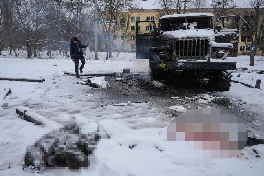 Ukrayna cephesinden kaçan askerler için Putin 'infaz timi' gönderdi! 'Savaştan kaçmak için kendi bacaklarına ateş ediyorlar'