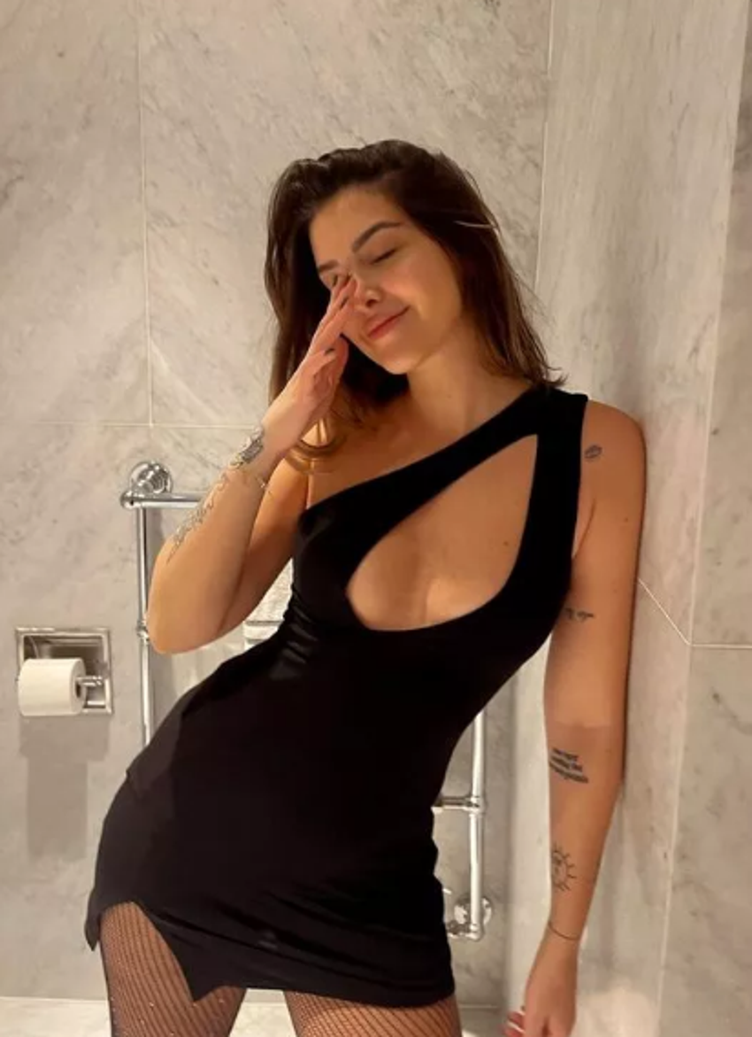 Fenomen Ala Tokel açıldıkça açıldı! Son paylaşımıyla sınırları zorladı...