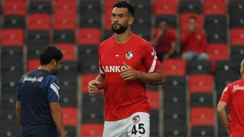 Pereira görür görmez 'hemen yollayın' demişti! Erol Bulut tecrübeli futbolcuyu hayata döndürdü...