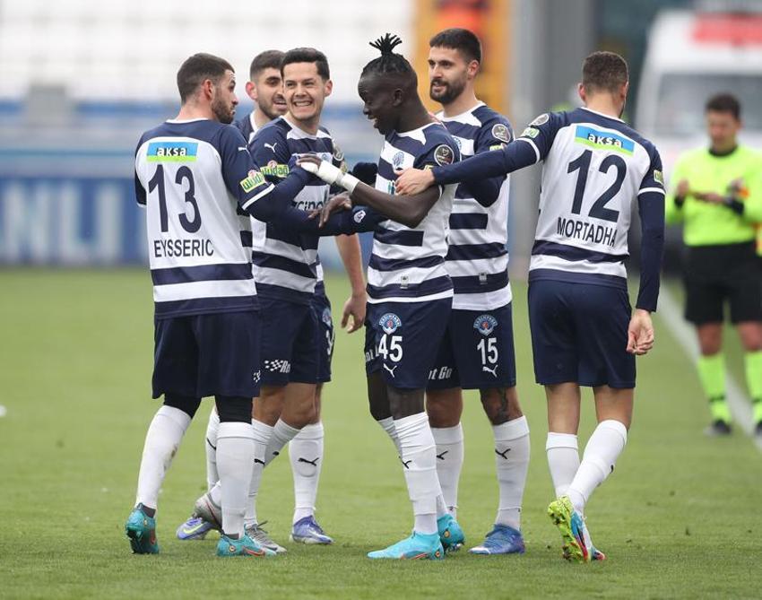 Süper Lig'de yayın geliri dağılımı belli oldu! İşte hangi takım kaç para kazandı?