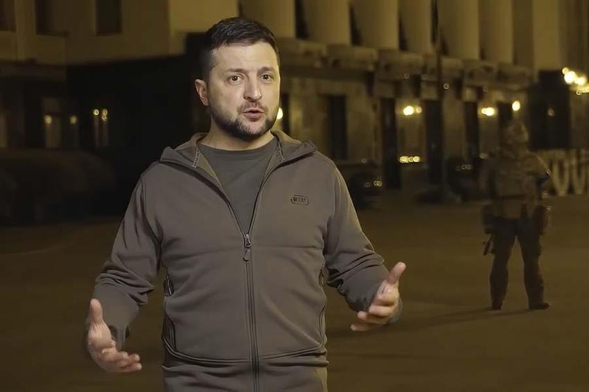 Ukrayna - Rusya savaşında son dakika haberleri... Zelenskiy NATO Zirvesi'nde konuştu: Bu sabah bizi fosfor bombalarıyla vurdular