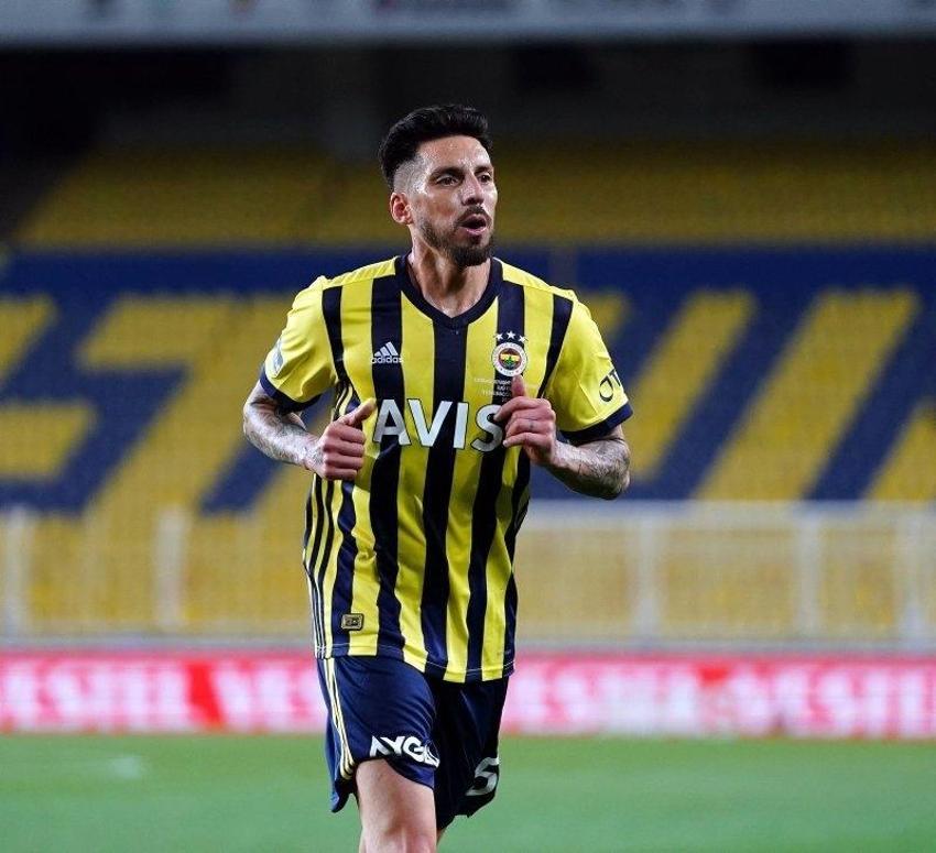 Fenerbahçe'de yıldız oyuncu sessiz sedasız kadro dışı bırakıldı! Taraftarları şoke etti