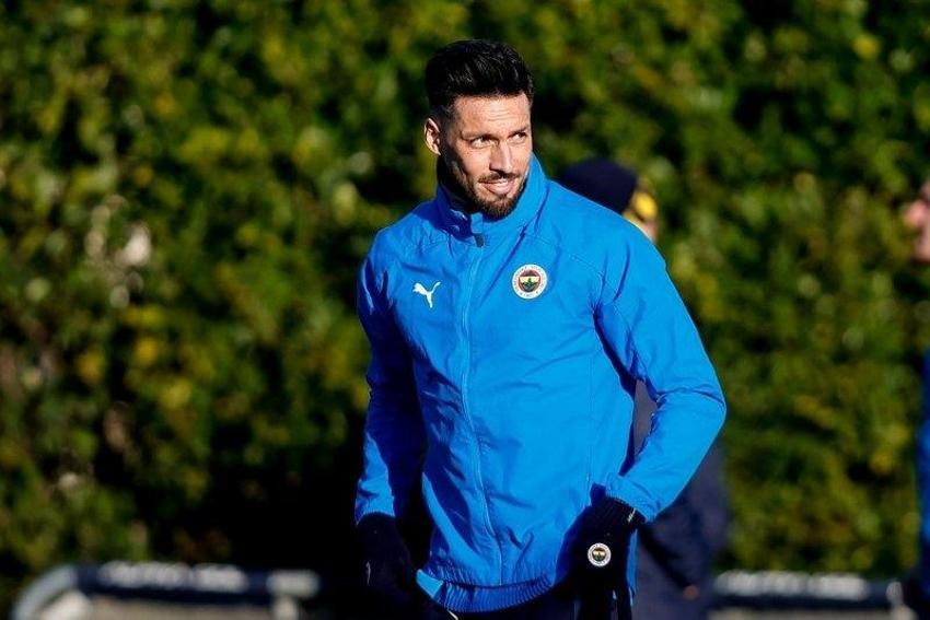 Fenerbahçe'de yıldız oyuncu sessiz sedasız kadro dışı bırakıldı! Taraftarları şoke etti