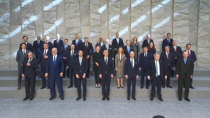 NATO, olağanüstü toplandı! Kritik zirveden kareler...