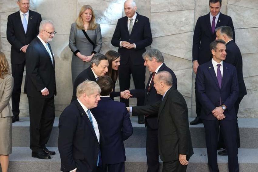 NATO, olağanüstü toplandı! Kritik zirveden kareler...