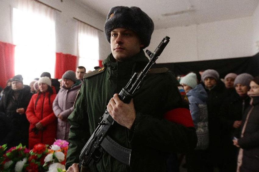 Ukrayna - Rusya savaşında son dakika haberleri... Zelenskiy NATO Zirvesi'nde konuştu: Bu sabah bizi fosfor bombalarıyla vurdular