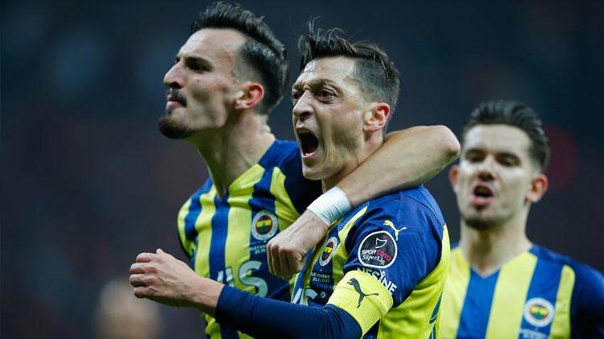 Fenerbahçe'de son dakika gelişmesi! Mesut Özil ve Ozan Tufan için şok karar...