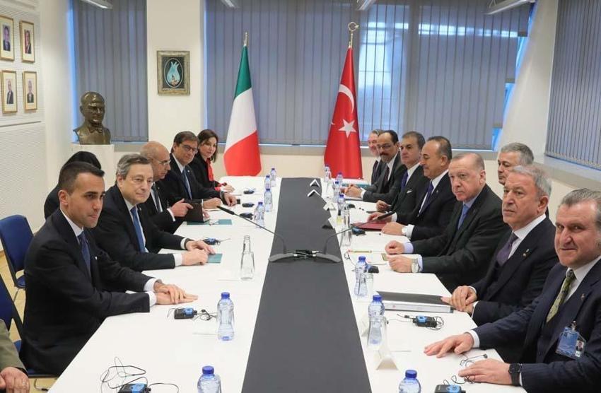 Ukrayna - Rusya savaşında son dakika haberleri... Zelenskiy NATO Zirvesi'nde konuştu: Bu sabah bizi fosfor bombalarıyla vurdular