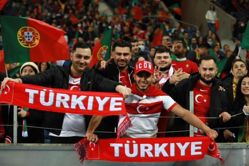 Portekiz-Türkiye maçına damga vurdu! Resmen deliye döndü, Burak Yılmaz denedi ama olmadı! Stefan Kuntz'un o hamlesi sonrası...