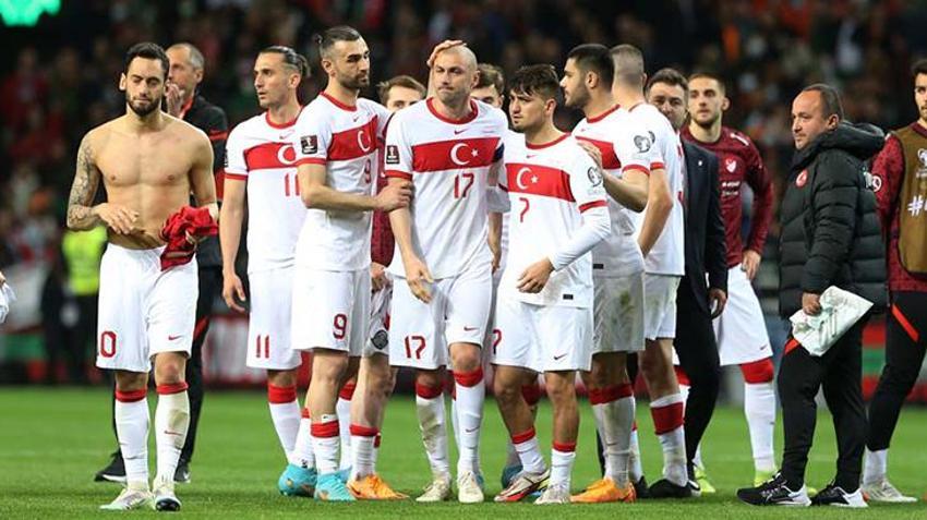 Türkiye Portekiz'e elendi spor yazarları 5 futbolcuya hesabı kesti! 'Hadi Berkan neyse de...'