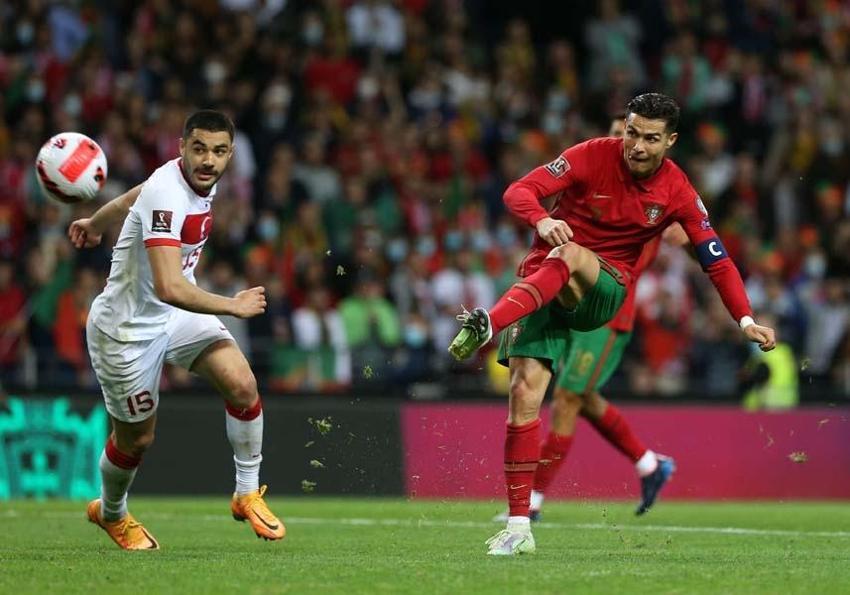 Türkiye Portekiz'e elendi spor yazarları 5 futbolcuya hesabı kesti! 'Hadi Berkan neyse de...'