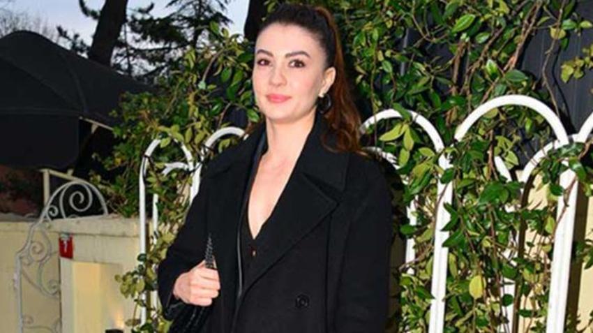 Burcu Özberk'ten aşk iddialarına yanıt! Dikkat çeken açıklamalar...