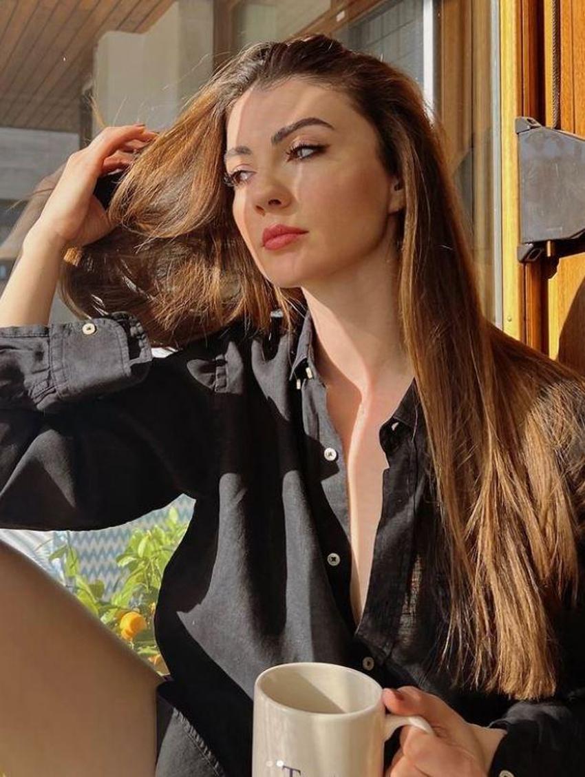 Burcu Özberk'ten aşk iddialarına yanıt! Dikkat çeken açıklamalar...