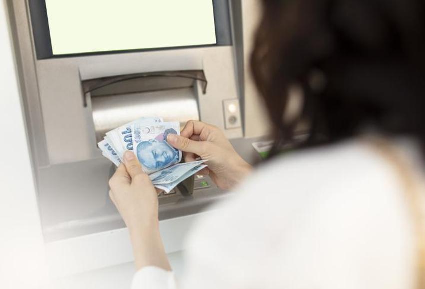 Kredi çekecek herkes için geçerli! Kredi faiz oranları değişti! Bankalar peş peşe duyurdu, şu anda...