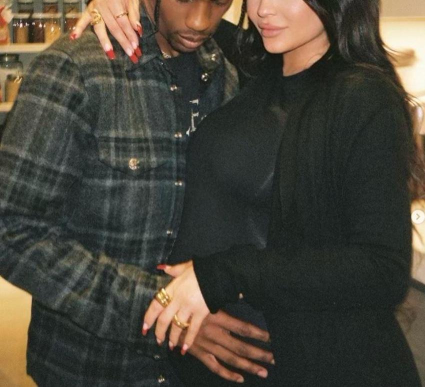 Kylie Jenner'ın ayakkabı koleksiyonu! Değeri 600 bin TL...