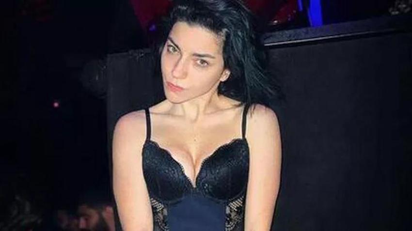 Merve Boluğur sütyensiz pozları ve açıklamalarıyla olay oldu!