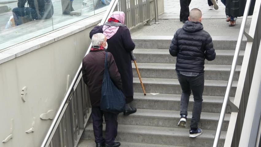 Taksim Metrosu’nda yürüyen merdiven çilesi!