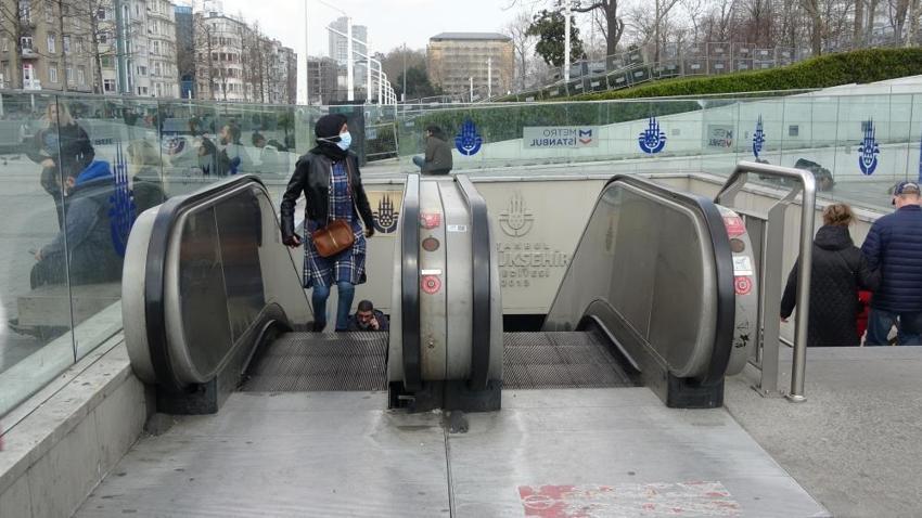 Taksim Metrosu’nda yürüyen merdiven çilesi!