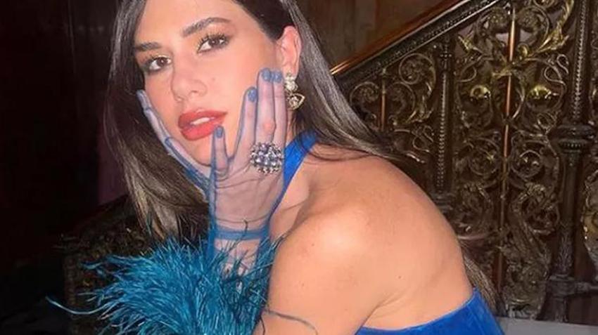 Sibil Çetinkaya, Dila Tarkan'ın düğününe yırtmacıyla damga vurdu!