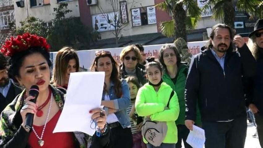 Avcılar’da Dünya Tiyatro Günü’nü meydanda kutladılar
