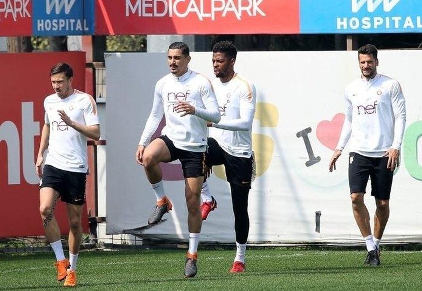 Beşiktaş, Galatasaray'ın eski yıldızına talip oldu Ahmet Nur Çebi görüşmelere başladı...