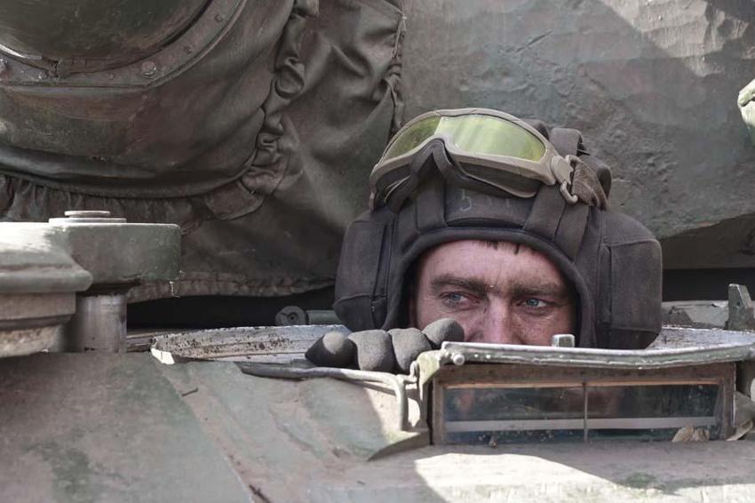 Kiev'e ilerleyen devasa Rus konvoyunu 30 kişilik gizli ekip durdurdu!
