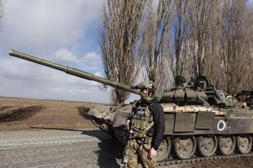 Kiev'e ilerleyen devasa Rus konvoyunu 30 kişilik gizli ekip durdurdu!