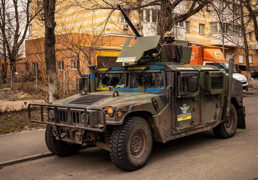 Kiev'e ilerleyen devasa Rus konvoyunu 30 kişilik gizli ekip durdurdu!