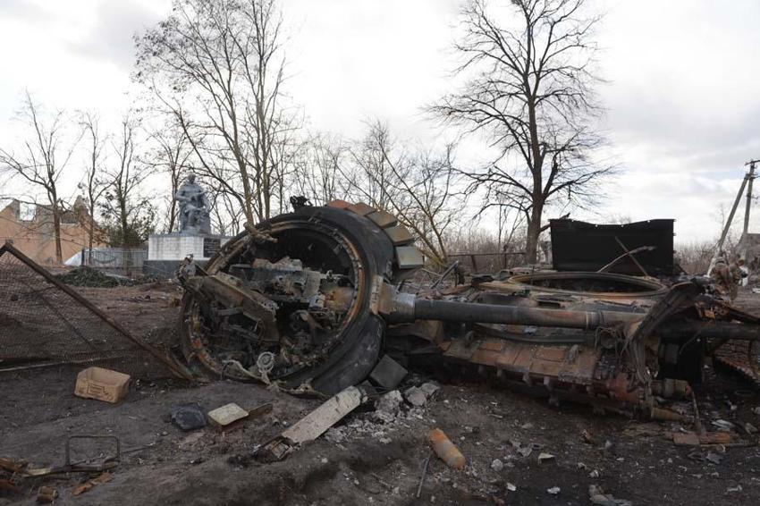 Kiev'e ilerleyen devasa Rus konvoyunu 30 kişilik gizli ekip durdurdu!