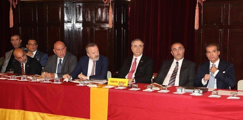 Öyle açıklamalar yaptı ki Burak Elmas'ın önüne geçti! Abdurrahim Albayrak'ın Fatih Terim sözleri olay yarattı