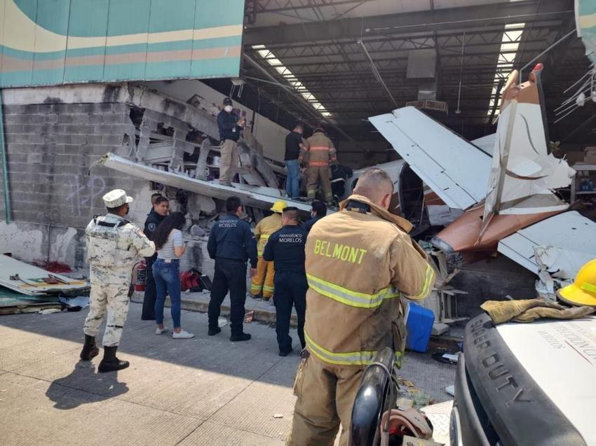 Meksika’da küçük uçak süpermarketin üzerine düştü: 3 ölü, 5 yaralı