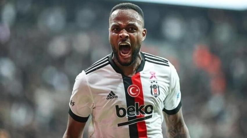 İsmael Süper Lig'de hayal kırıklığı yaratan stoperi istedi Beşiktaş yönetimi harekete geçti