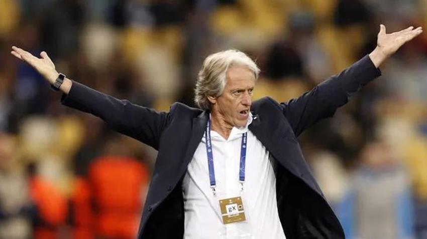 Fenerbahçe'nin yeni teknik direktörü kim olacak sorusunda cevap sayısı 3'e indi! İşte o adaylar...