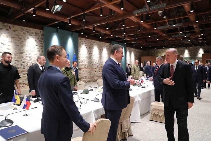 İstanbul'daki tarihi zirve dünya basınında! Avrupa, BM değil Türkiye başardı...