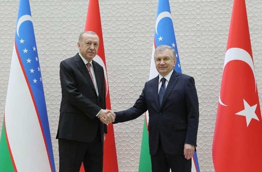 Cumhurbaşkanı Erdoğan, Özbekistan’da resmi törenle karşılandı