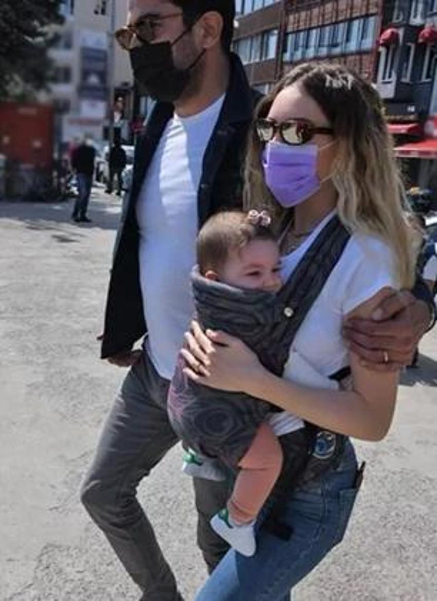 Sinem Kobal'dan yeni poz geldi! 8 aylık hamile olan Kobal'a yorum yağdı...
