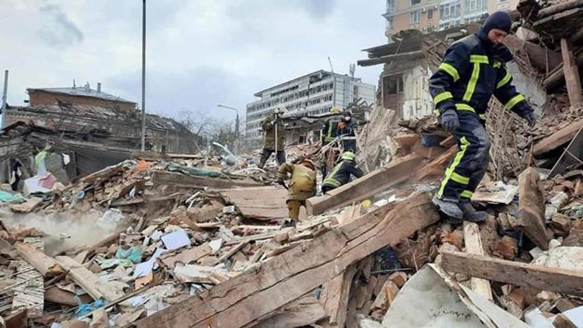 Rusya - Ukrayna savaşında son durum... Moskova ve Kiev'den peş peşe açıklamalar: İstanbul'da bir ilk gerçekleşti...