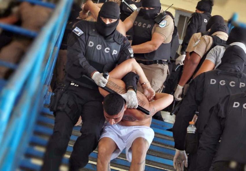 Dünya bu görüntüleri konuşuyor! El Salvador Cumhurbaşkanı Nayib Bukele'den şaşırtan rest: Öldürmeyi bırakın yoksa bedelini onlar öder!