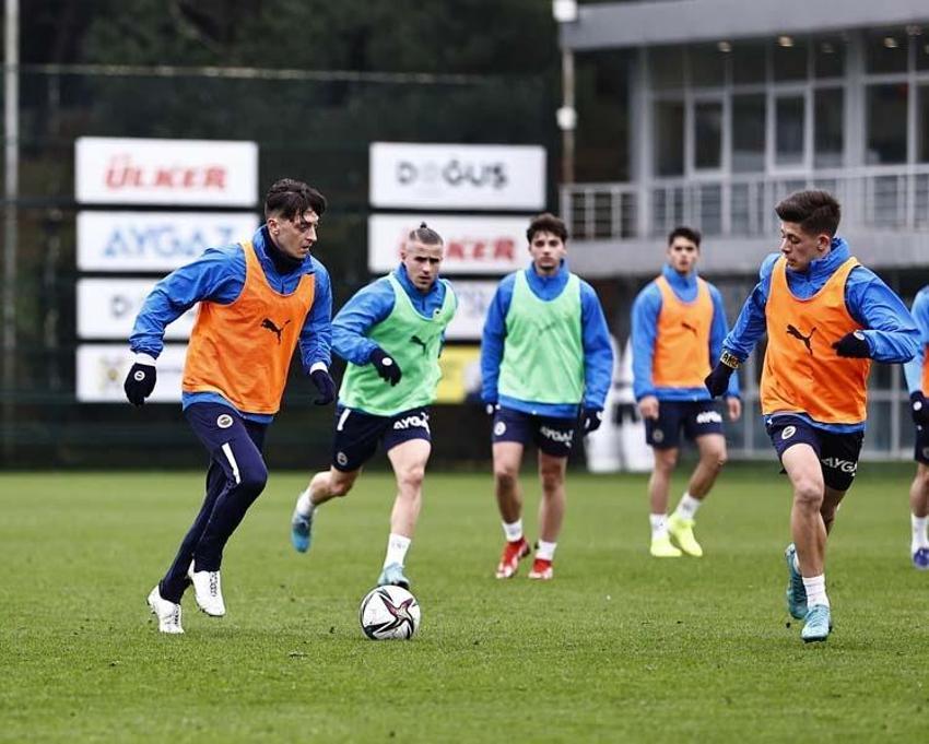 SON DAKİKA! Menajerinden flaş açıklama! 'Mesut Özil eşyalarını toplayıp...'