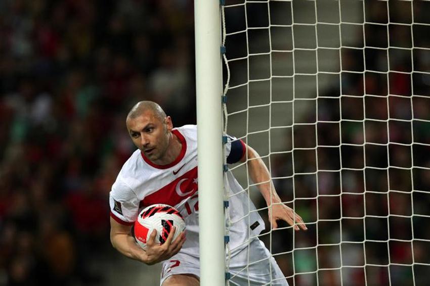 Burak Yılmaz'ın vedası sonrası Kuntz harekete geçti! Alternatifi belli oldu!