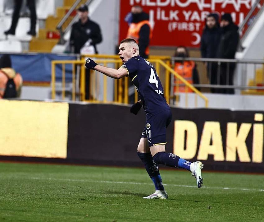 Transferi gerçekleşirse Fenerbahçe'in tarihine geçecek! Attila Szalai rekor kırarak gidebilir...
