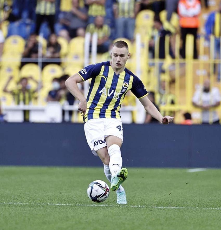 Transferi gerçekleşirse Fenerbahçe'in tarihine geçecek! Attila Szalai rekor kırarak gidebilir...