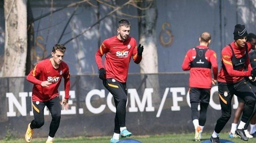 Torrent bu kadroyla nasıl çıkış yapacaktı? 8 ayrılık var 7'si Terim'in transferi