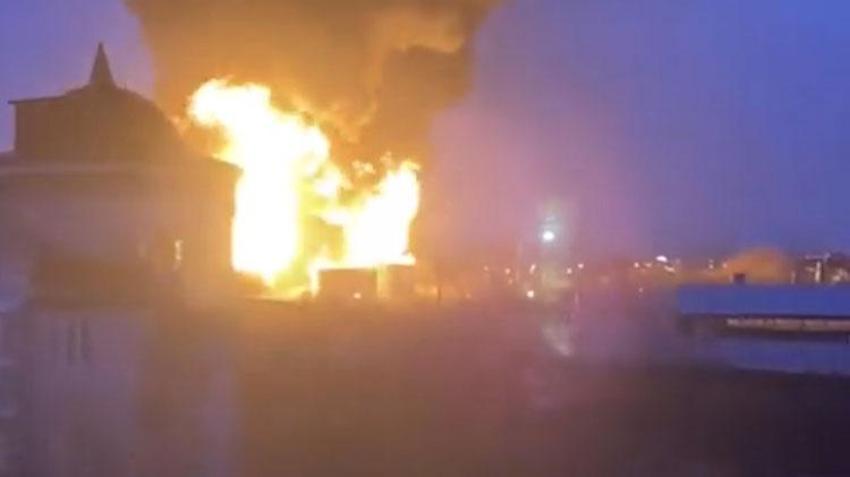 Ukrayna-Rusya savaşında son gelişmeler... Ukrayna Rusya topraklarını vurdu! helikopterler petrol tesisini bombaladı...