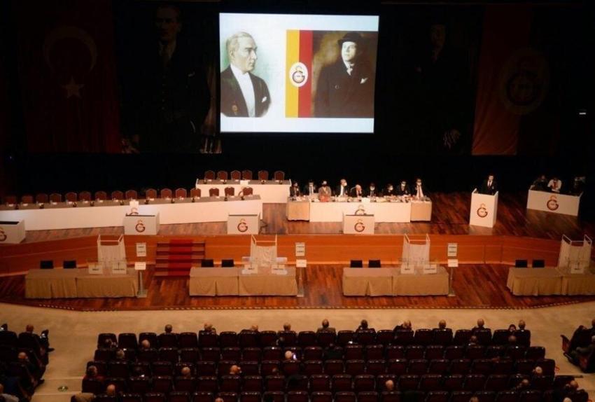 Biri Galatasaray'ı San Marino'ya benzetti diğeri kulübü soymuşlar dedi!